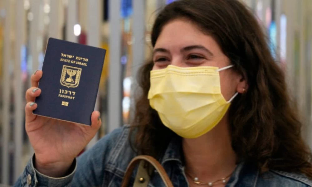 Ο "σπόρος που έριξε" ο Μητσοτάκης για το «διαβατήριο εμβολιασμού»... φύτρωσε!